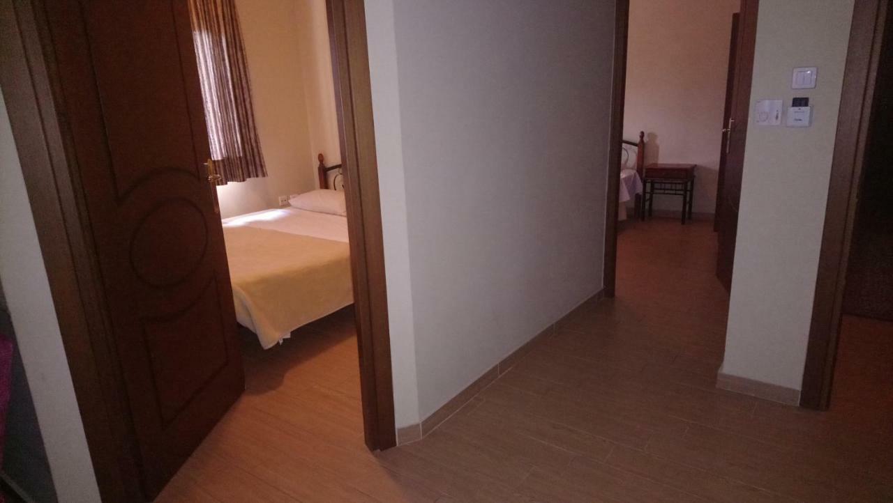 Alpina Suites Kastoria Exterior foto